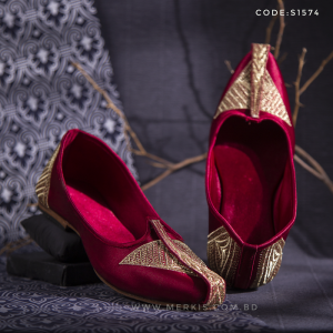 Genuine leather Mojari sandal for men